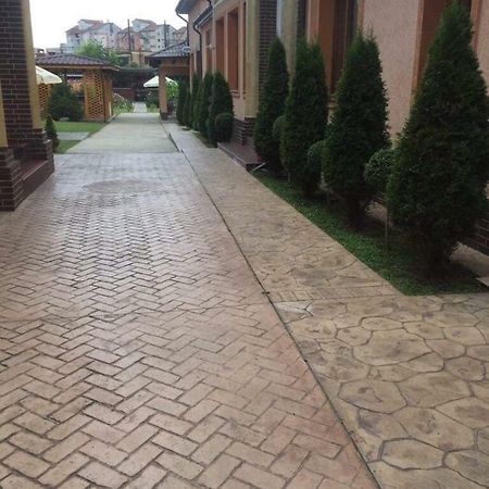 Hotel Casa Onyx Târgu Jiu Zewnętrze zdjęcie