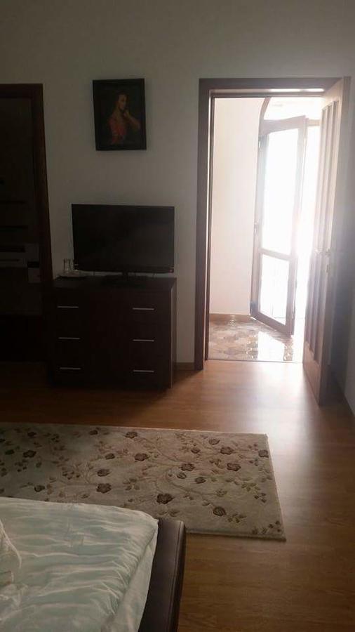 Hotel Casa Onyx Târgu Jiu Zewnętrze zdjęcie