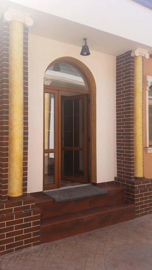 Hotel Casa Onyx Târgu Jiu Zewnętrze zdjęcie