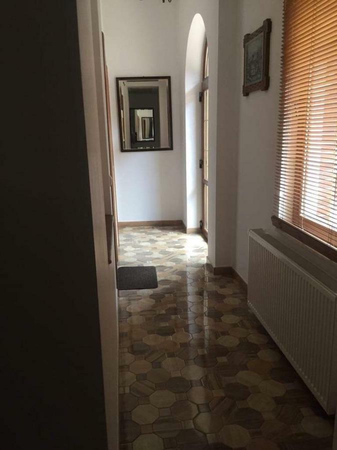 Hotel Casa Onyx Târgu Jiu Zewnętrze zdjęcie
